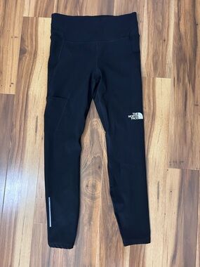 The North Face Black Performance Leggings with Side Pocket and Reflective Trim
